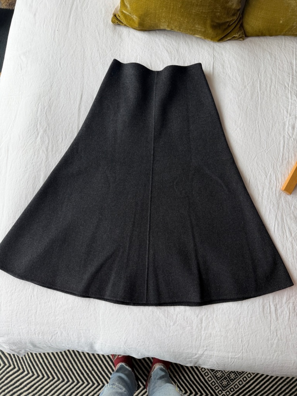 IRIS & INK Cashmere Blend A-Line Skirt Midi Size 2-4